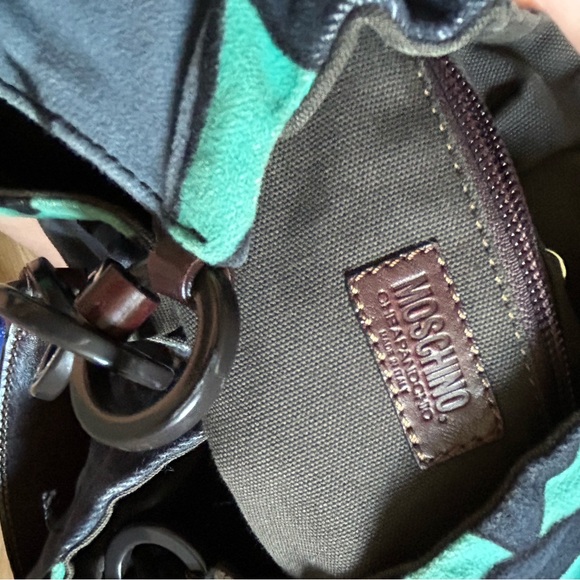 Brand : Moschino cheap and chic purse - Picture 8 of 10